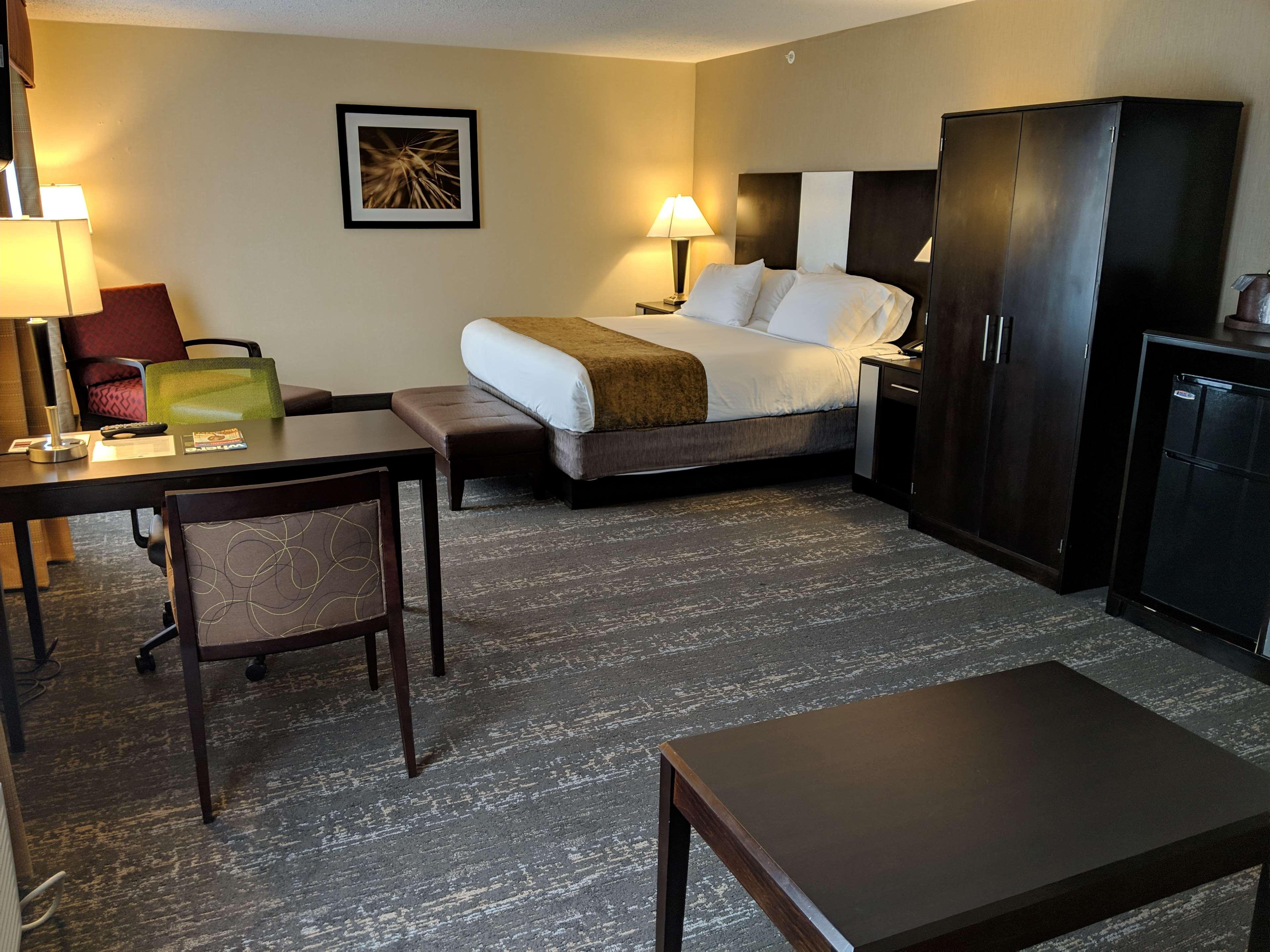 Best Western Plus Hanes Mall Winston-Salem Exterior foto
