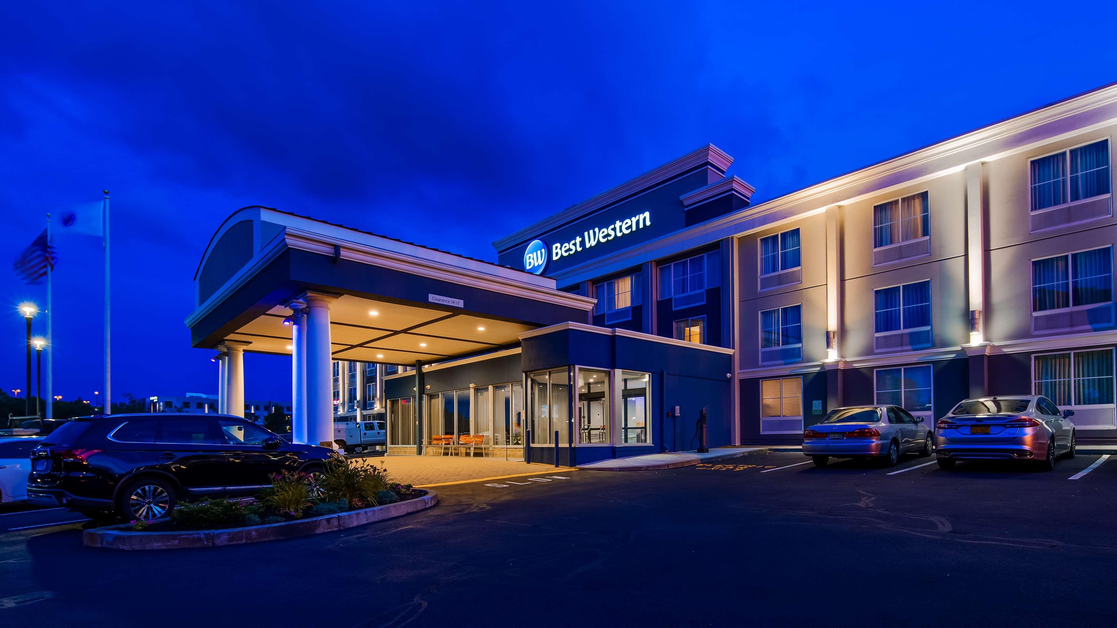 Best Western Plus Hanes Mall Winston-Salem Exterior foto
