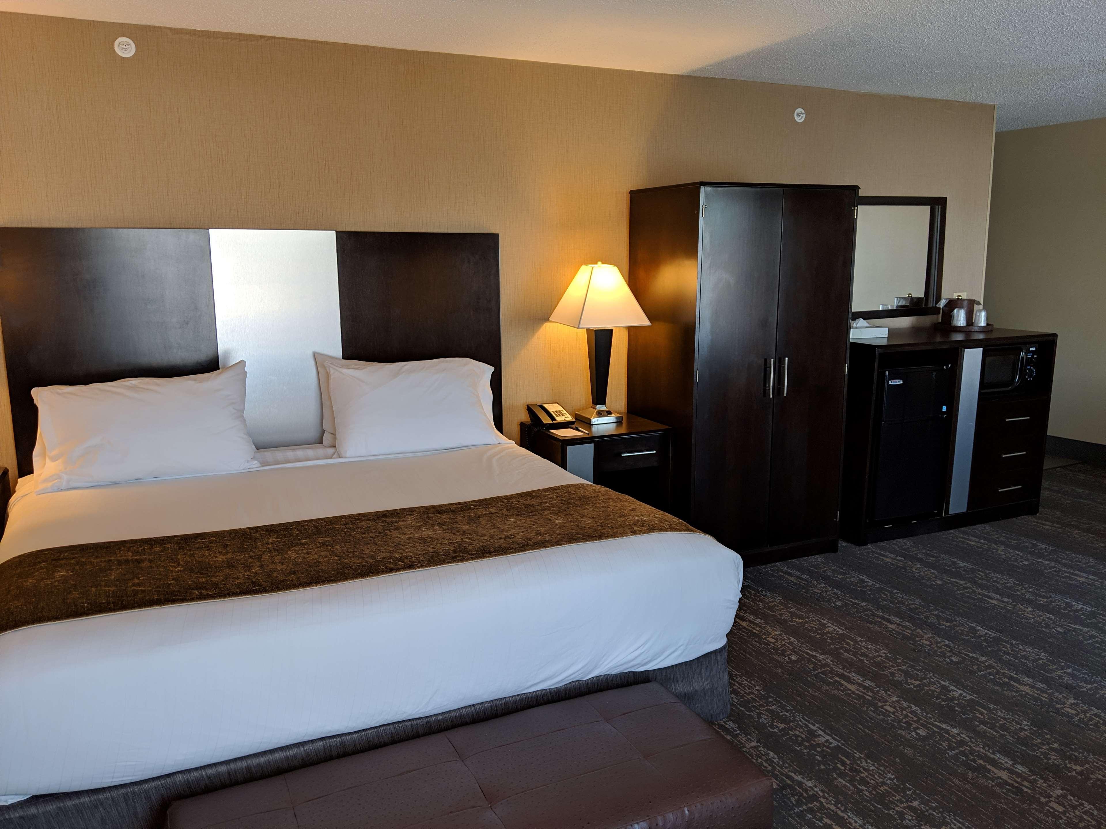 Best Western Plus Hanes Mall Winston-Salem Exterior foto