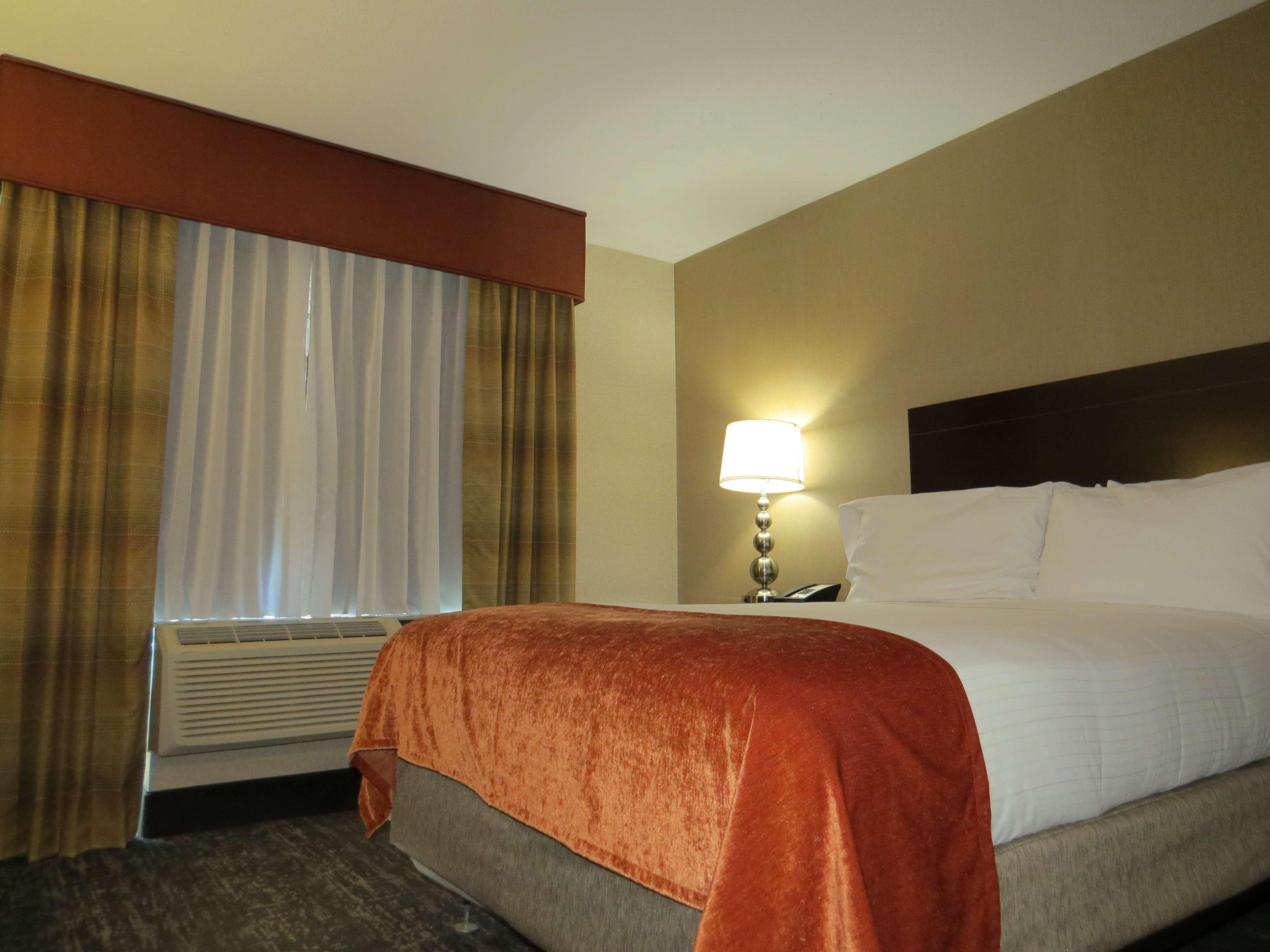Best Western Plus Hanes Mall Winston-Salem Exterior foto