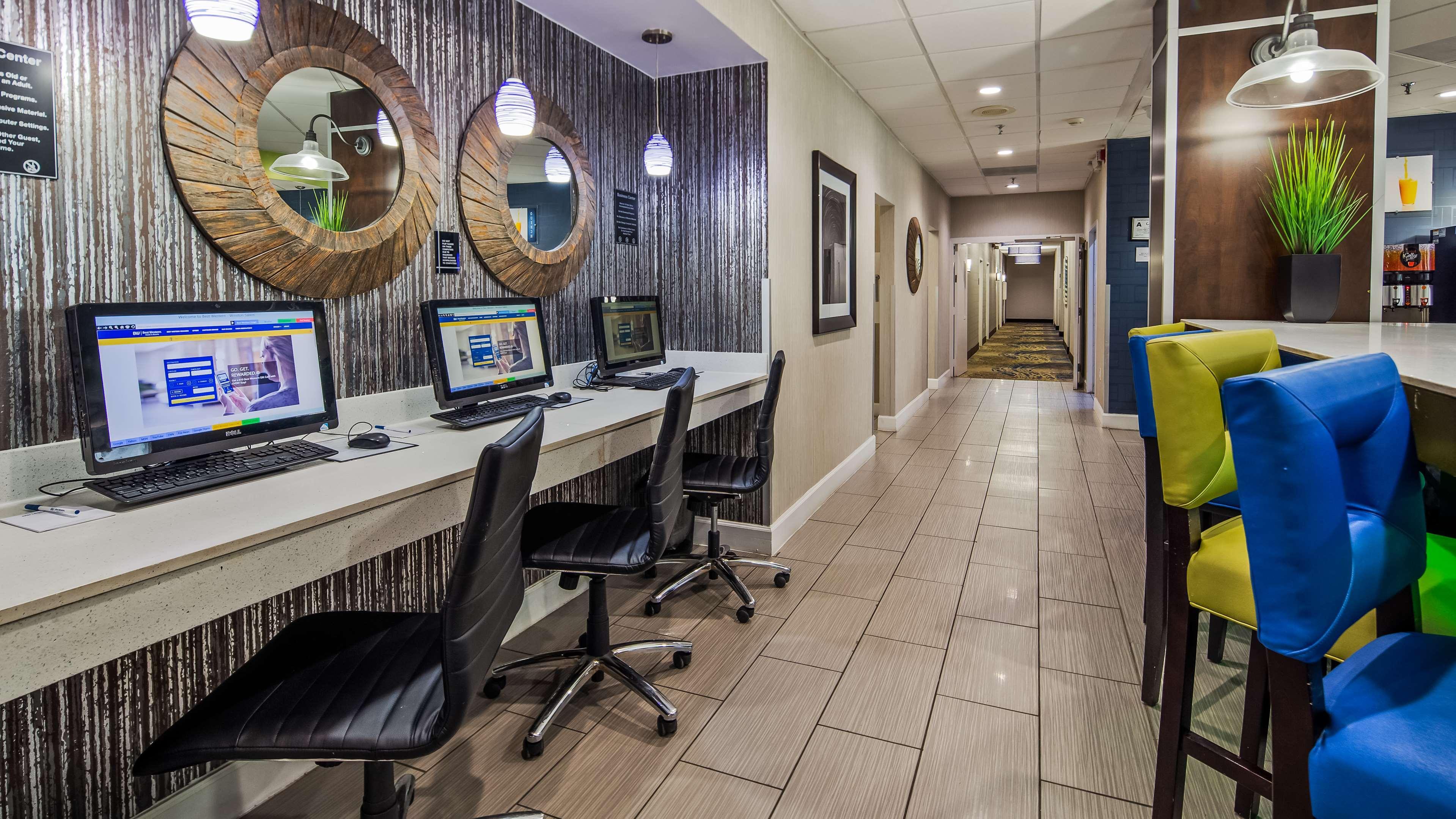 Best Western Plus Hanes Mall Winston-Salem Exterior foto