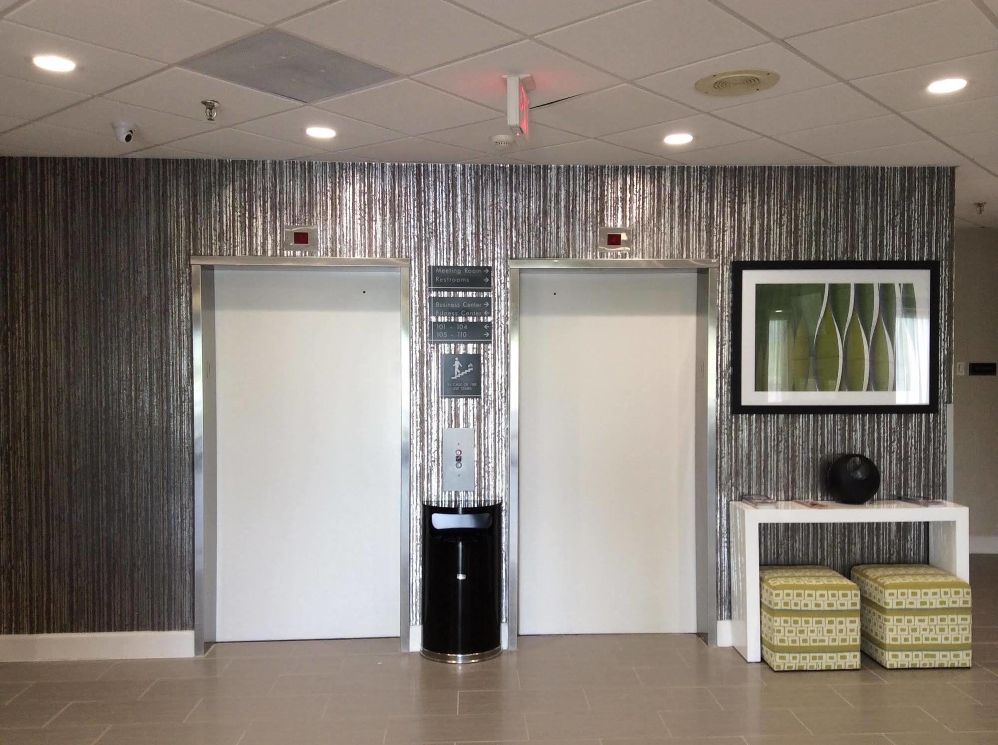 Best Western Plus Hanes Mall Winston-Salem Exterior foto